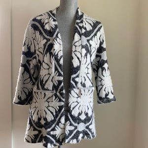 NWT. Frank Lyman cardigan throw over